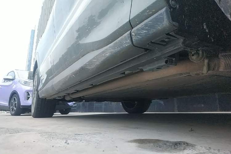 Used BYD Tang L 2025 DM 175KM Drone Player Edition Right Side Sill