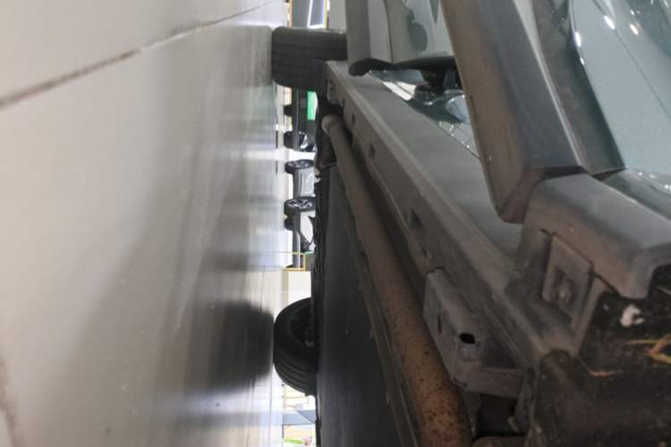 Used BYD Tang L 2025 DM 175KM Drone Player Edition Right Side Sill