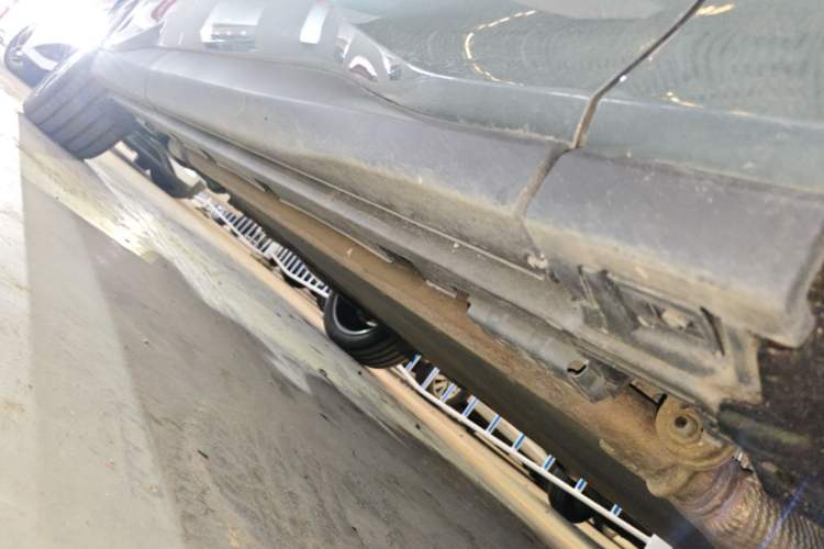 Used BYD Tang L 2025 DM 175KM Drone Player Edition Right Side Sill