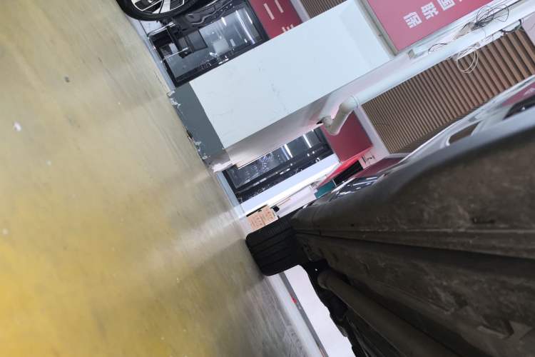Used BYD Tang L 2025 DM 215KM LiDAR Flagship Model Right Side Sill