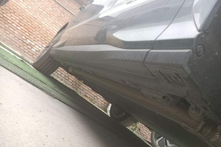 Used BYD Tang L 2025 DM 175KM Drone Player Edition Right Side Sill