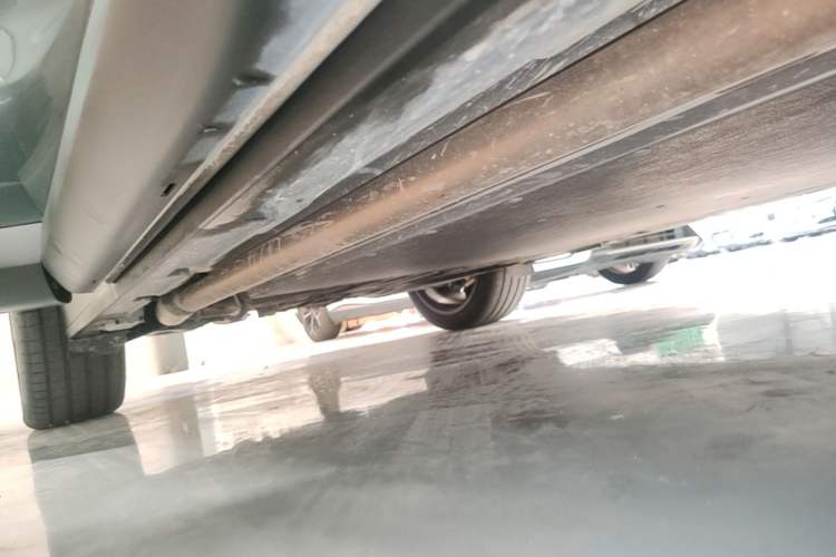 Used BYD Tang L 2025 DM 175KM Drone Player Edition Right Side Sill