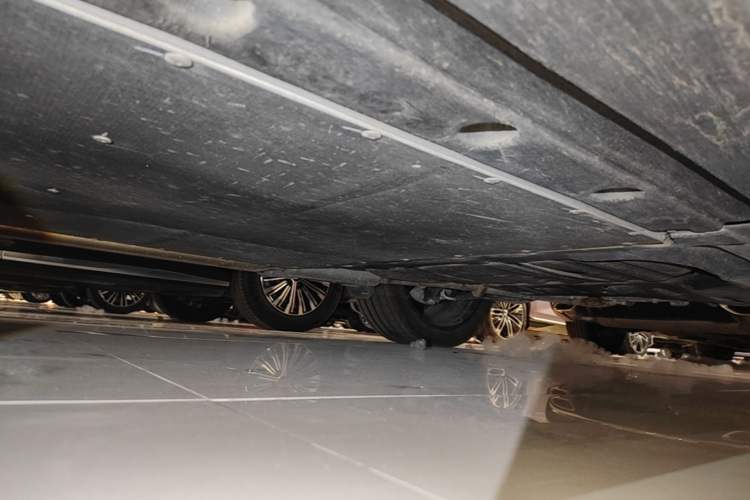 Used BYD Tang L 2025 DM 175KM Drone Player Edition Right Side Sill