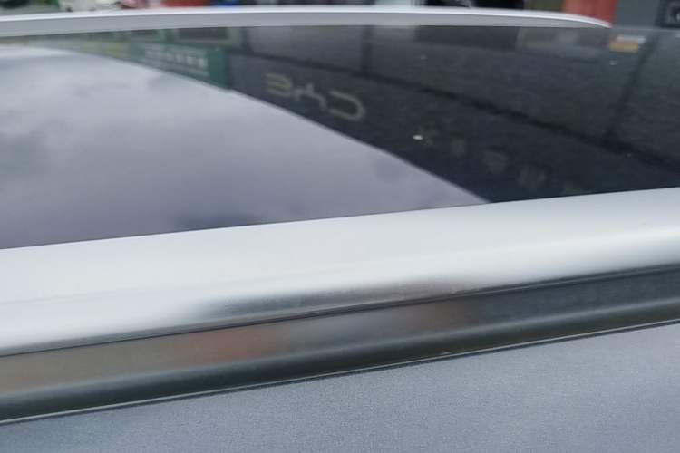 Used BYD Tang L 2025 DM 200KM Four-Wheel Drive LiDAR Flagship Model Roof