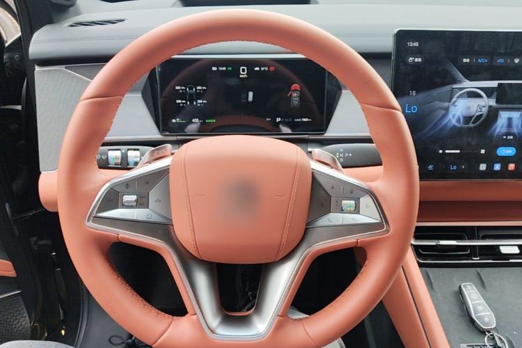 Used BYD Tang L 2025 EV 600KM All-Wheel-Drive LiDAR Flagship Model Steering Wheel