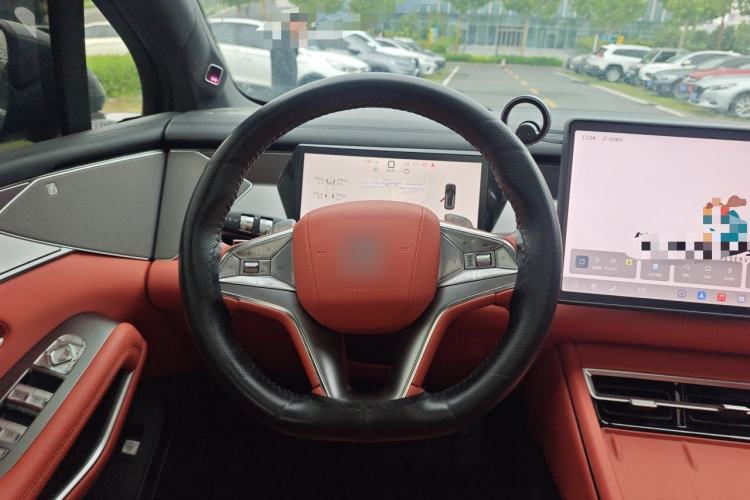 Used BYD Tang L 2025 DM 215KM LiDAR Flagship Model Steering Wheel