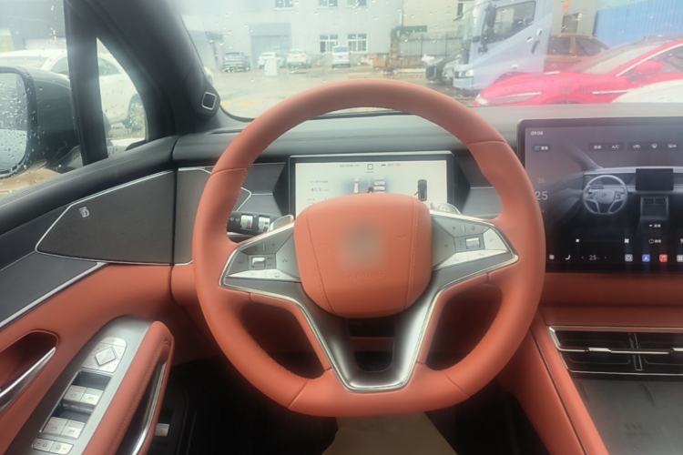 Used BYD Tang L 2025 DM 175KM Drone Player Edition Steering Wheel
