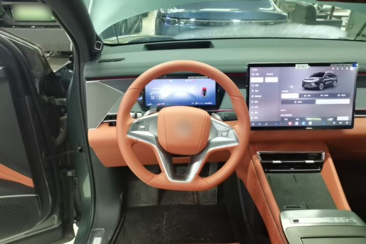 Used BYD Tang L 2025 DM 175KM Drone Player Edition Steering Wheel