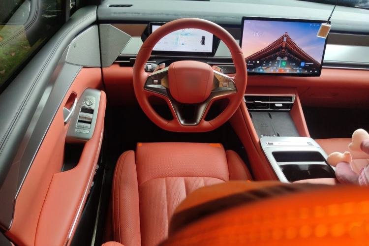 Used BYD Tang L 2025 DM 215KM LiDAR Flagship Model Steering Wheel