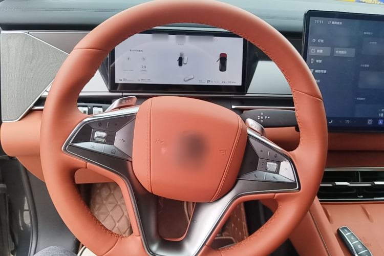 Used BYD Tang L 2025 DM 200KM Four-Wheel Drive LiDAR Flagship Model Steering Wheel