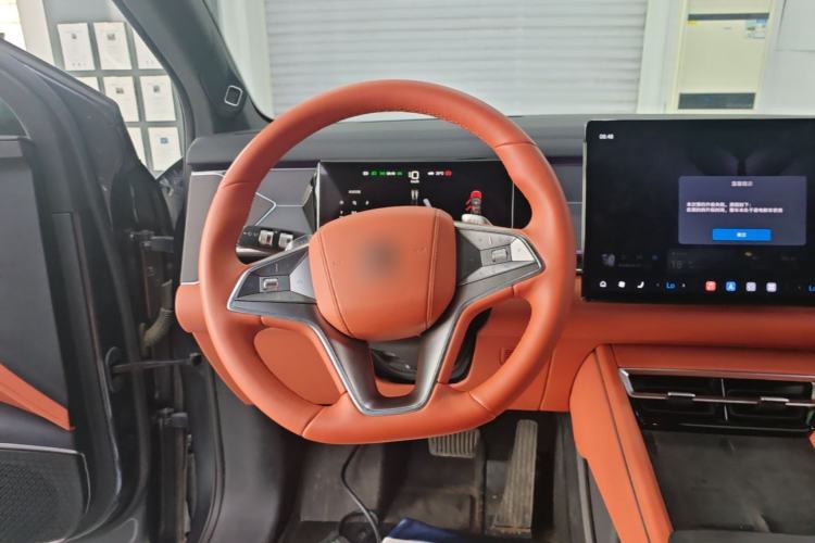 Used BYD Tang L 2025 EV 600KM All-Wheel-Drive LiDAR Flagship Model Steering Wheel