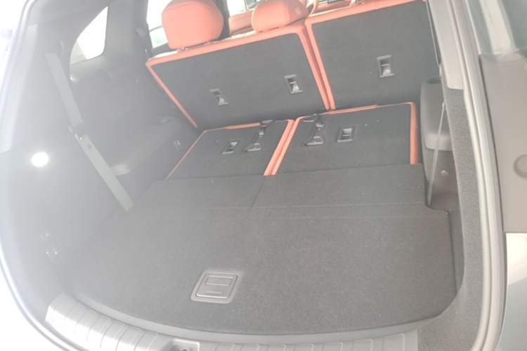 Used BYD Tang L 2025 DM 175KM Drone Player Edition Trunk