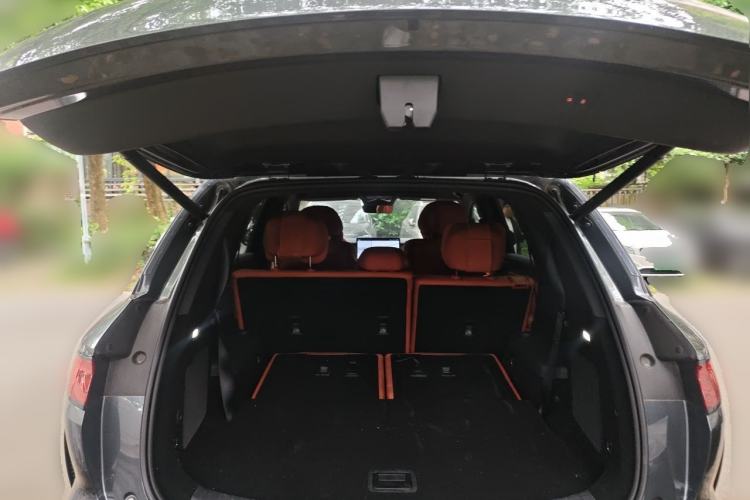 Used BYD Tang L 2025 EV 600KM All-Wheel-Drive LiDAR Flagship Model Trunk