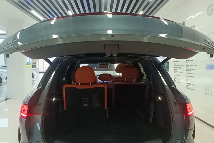 Used BYD Tang L 2025 DM 175KM Drone Player Edition Trunk