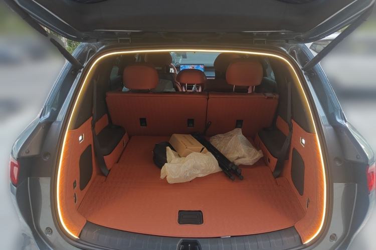 Used BYD Tang L 2025 DM 175KM Drone Player Edition Trunk