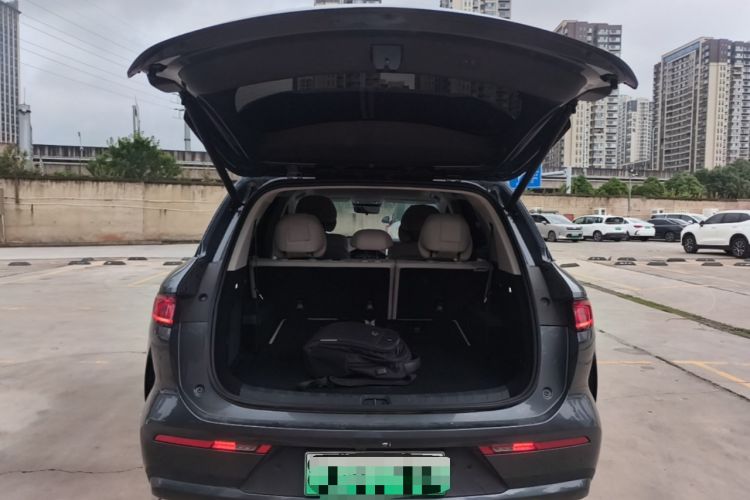 Used BYD Tang L 2025 EV with 670 km Range LiDAR and Premium Features Trunk