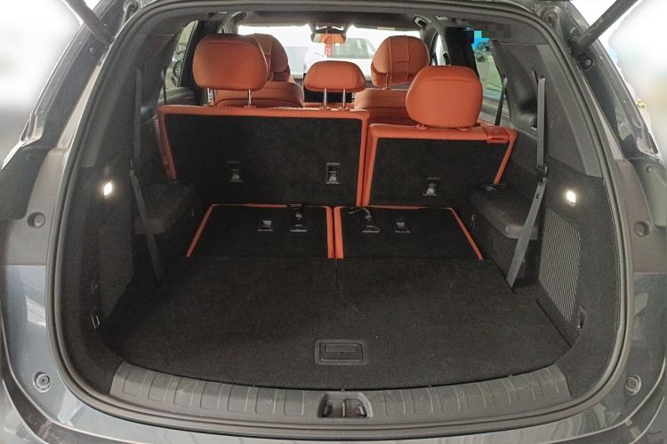 Used BYD Tang L 2025 EV 600KM All-Wheel-Drive LiDAR Flagship Model Trunk