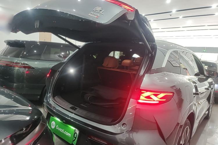 Used BYD Tang L 2025 EV 600KM All-Wheel-Drive LiDAR Flagship Model Trunk
