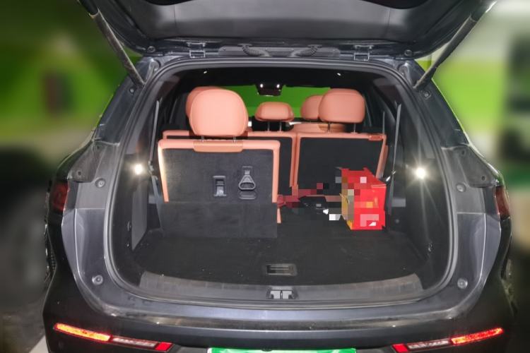 Used BYD Tang L 2025 EV with 670 km Range LiDAR and Premium Features Trunk