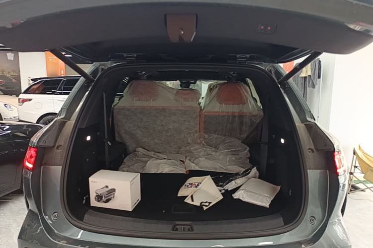 Used BYD Tang L 2025 DM 175KM Drone Player Edition Trunk