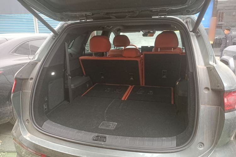 Used BYD Tang L 2025 DM 175KM Drone Player Edition Trunk