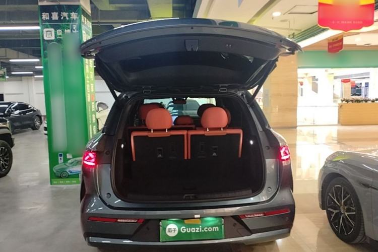 Used BYD Tang L 2025 DM 175KM Drone Player Edition Trunk