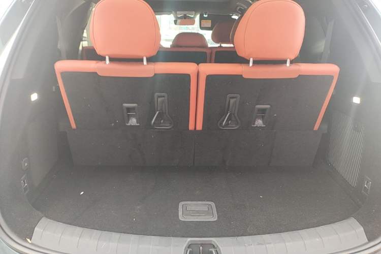 Used BYD Tang L 2025 DM 175KM Drone Player Edition Trunk