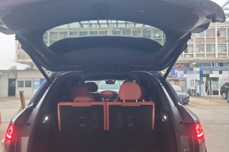 Used BYD Tang L 2025 DM 215KM LiDAR Flagship Model Trunk