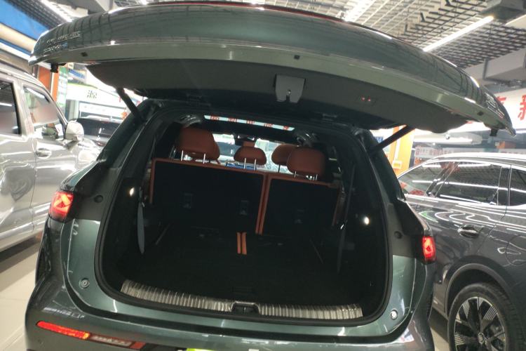 Used BYD Tang L 2025 DM 215KM LiDAR Flagship Model Trunk