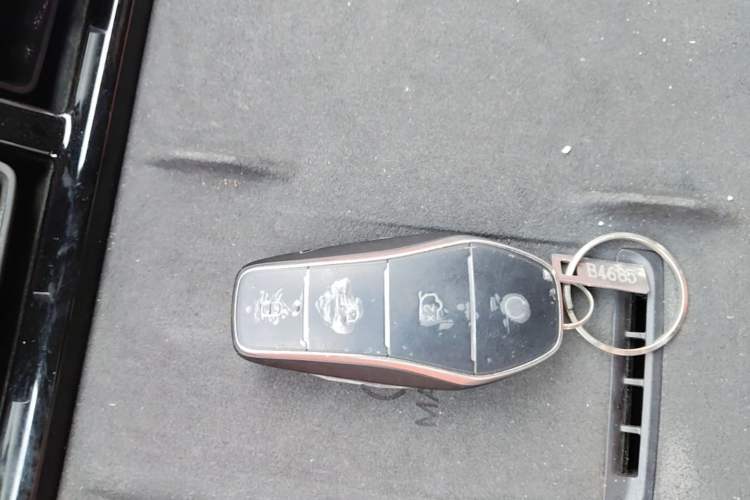 Used BYD Tang L 2025 EV 600KM All-Wheel-Drive LiDAR Flagship Model Vehicle Key