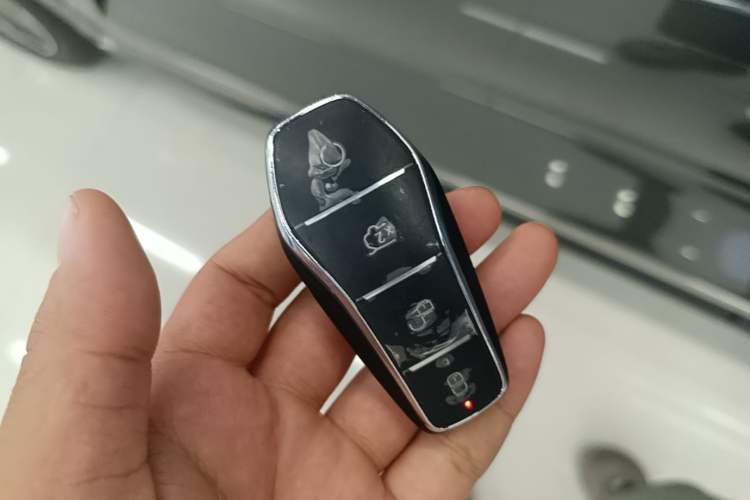 Used BYD Tang L 2025 DM 175KM Drone Player Edition Vehicle Key