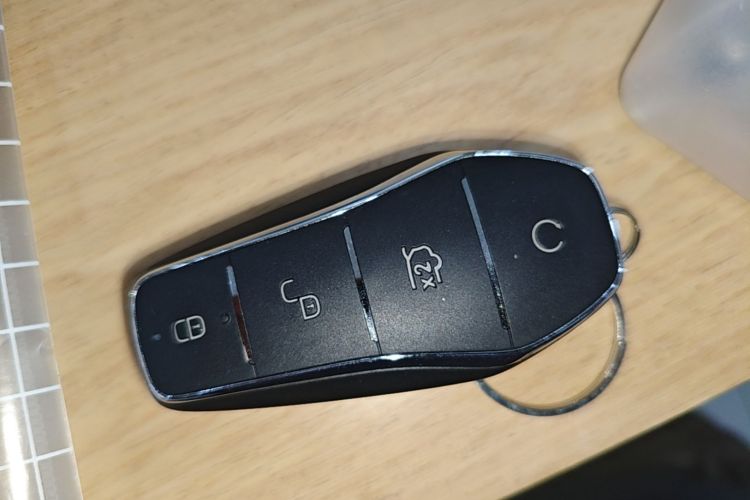 Used BYD Tang L 2025 DM 175KM Drone Player Edition Vehicle Key