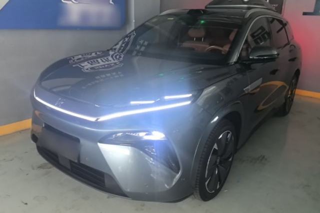 Used BYD Tang L 2025 DM 175KM Drone Player Edition