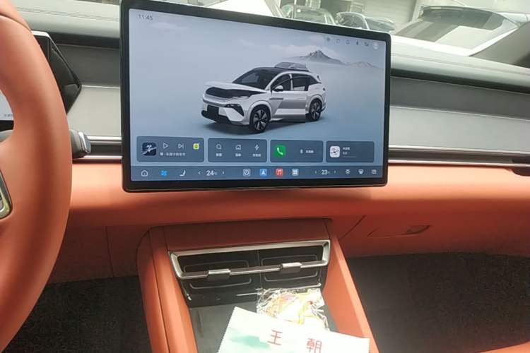 Used BYD Tang L 2025 DM 175KM Drone Player Edition Audio And AC Panel