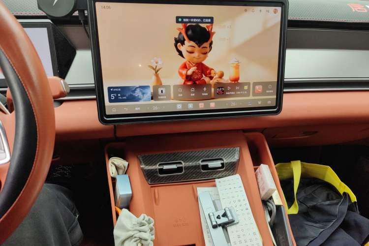 Used BYD Tang L 2025 DM 200KM Four-Wheel Drive LiDAR Flagship Model Audio And AC Panel