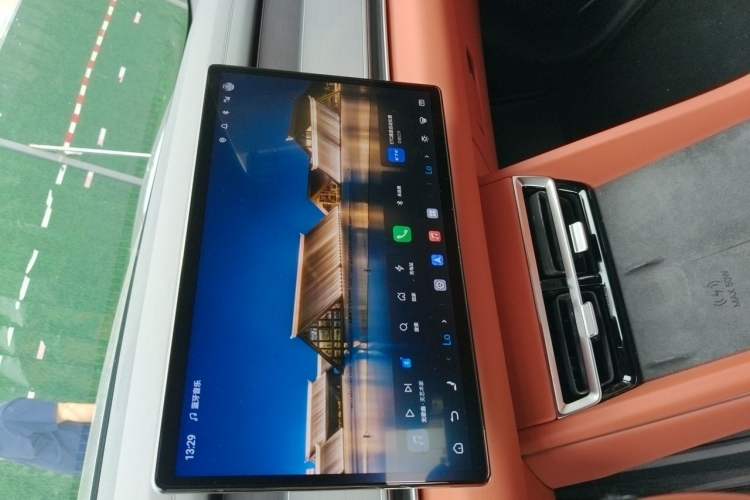 Used BYD Tang L 2025 EV 600KM All-Wheel-Drive LiDAR Flagship Model Audio And AC Panel