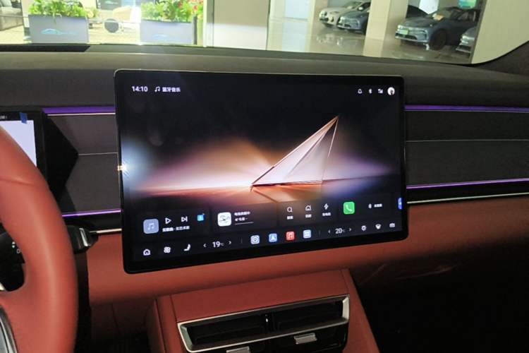 Used BYD Tang L 2025 DM 175KM Drone Player Edition Audio And AC Panel