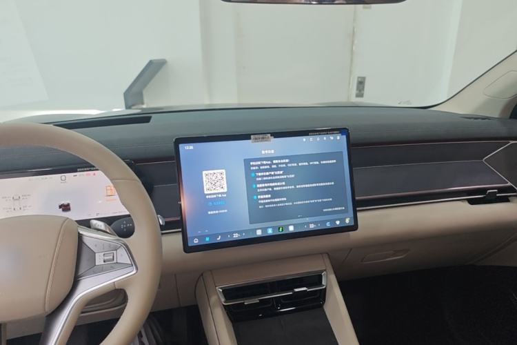 Used BYD Tang L 2025 DM 175KM Drone Player Edition Center Console