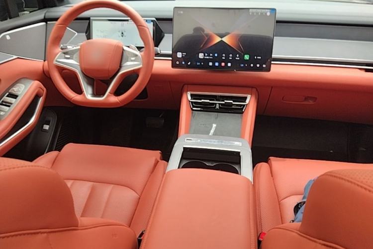 Used BYD Tang L 2025 DM 175KM Drone Player Edition Center Console