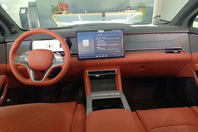 Used BYD Tang L 2025 EV 600KM All-Wheel-Drive LiDAR Flagship Model Center Console