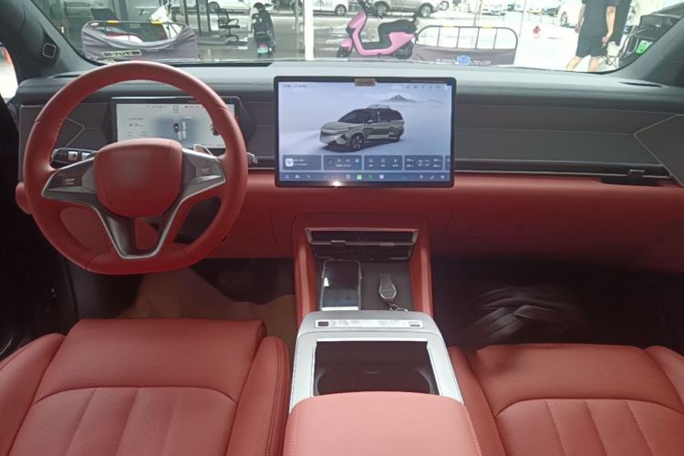Used BYD Tang L 2025 DM 175KM Drone Player Edition Center Console