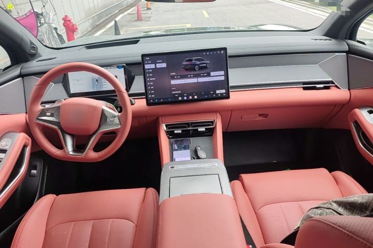 Used BYD Tang L 2025 DM 175KM Drone Player Edition Center Console