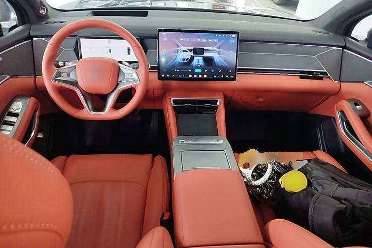 Used BYD Tang L 2025 EV 600KM All-Wheel-Drive LiDAR Flagship Model Center Console