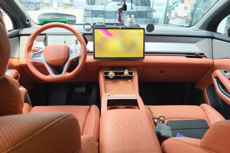 Used BYD Tang L 2025 DM 200KM Four-Wheel Drive LiDAR Flagship Model Center Console