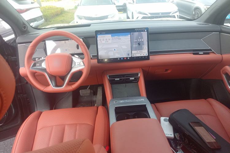Used BYD Tang L 2025 DM 175KM Drone Player Edition Center Console