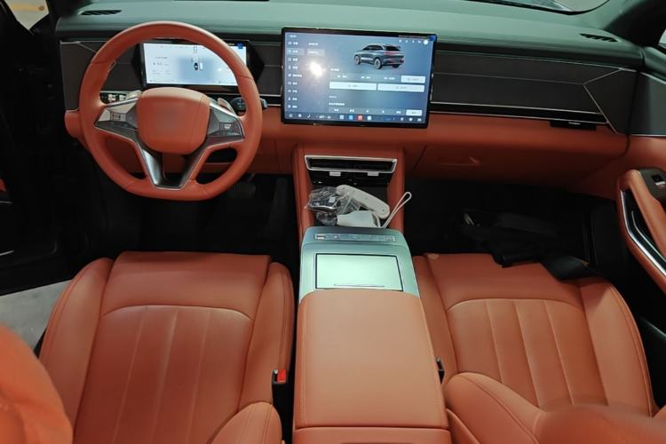 Used BYD Tang L 2025 DM 175KM Drone Player Edition Center Console