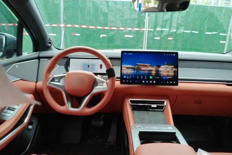 Used BYD Tang L 2025 EV 600KM All-Wheel-Drive LiDAR Flagship Model Center Console