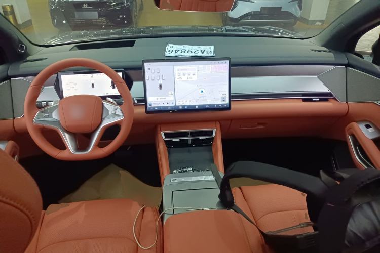 Used BYD Tang L 2025 DM 200KM Four-Wheel Drive LiDAR Flagship Model Center Console