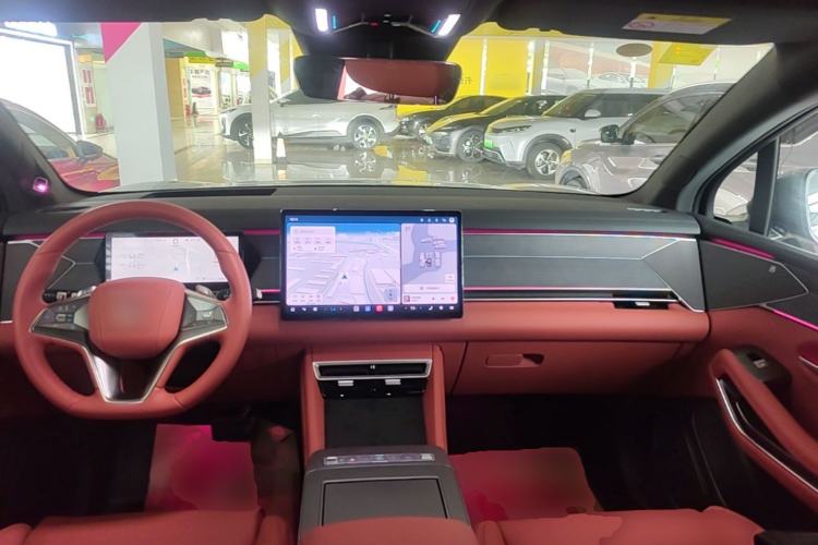 Used BYD Tang L 2025 DM 175KM Drone Player Edition Center Console