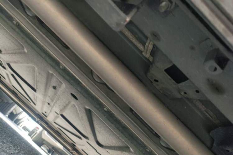 Used BYD Tang L 2025 DM 200KM Four-Wheel Drive LiDAR Flagship Model Chassis Front Right